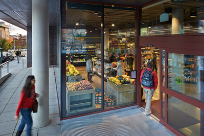 District Market in Alder Hall