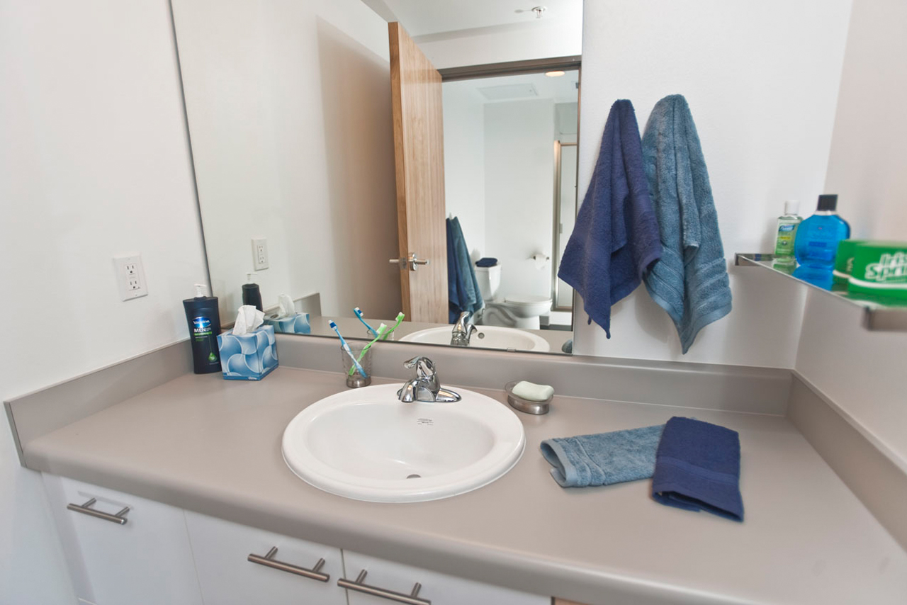 Cedar Apartments private bathroom