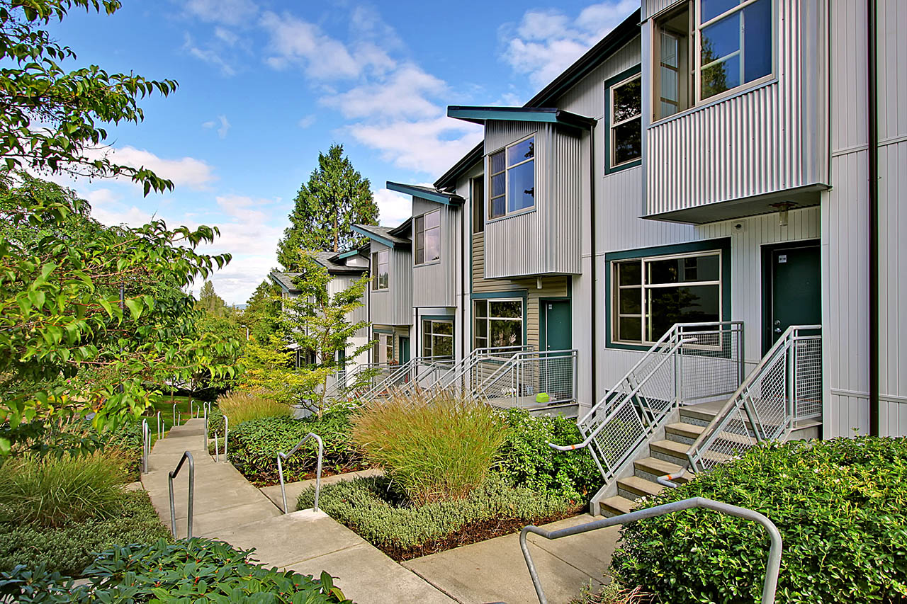 Radford Court Graduate Student Apartments