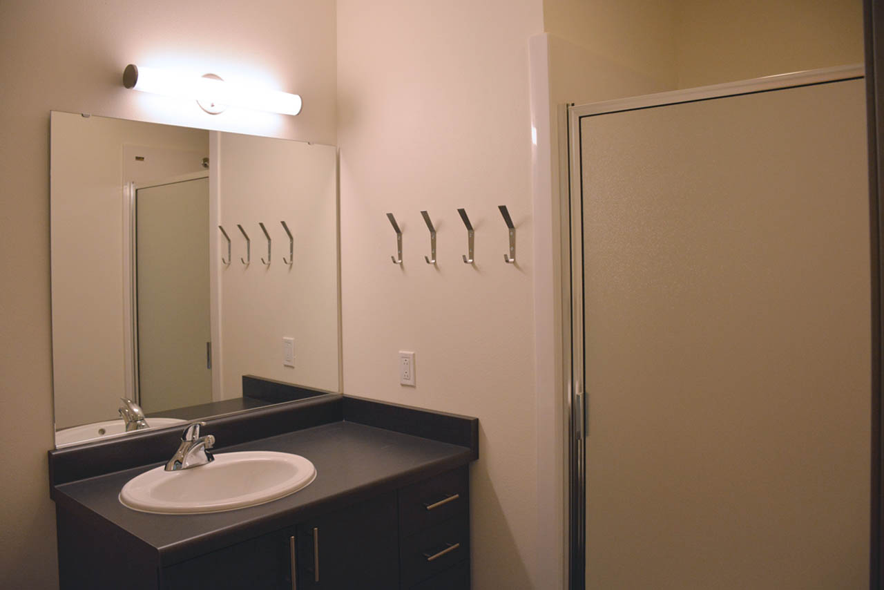 Terry Hall private bathroom